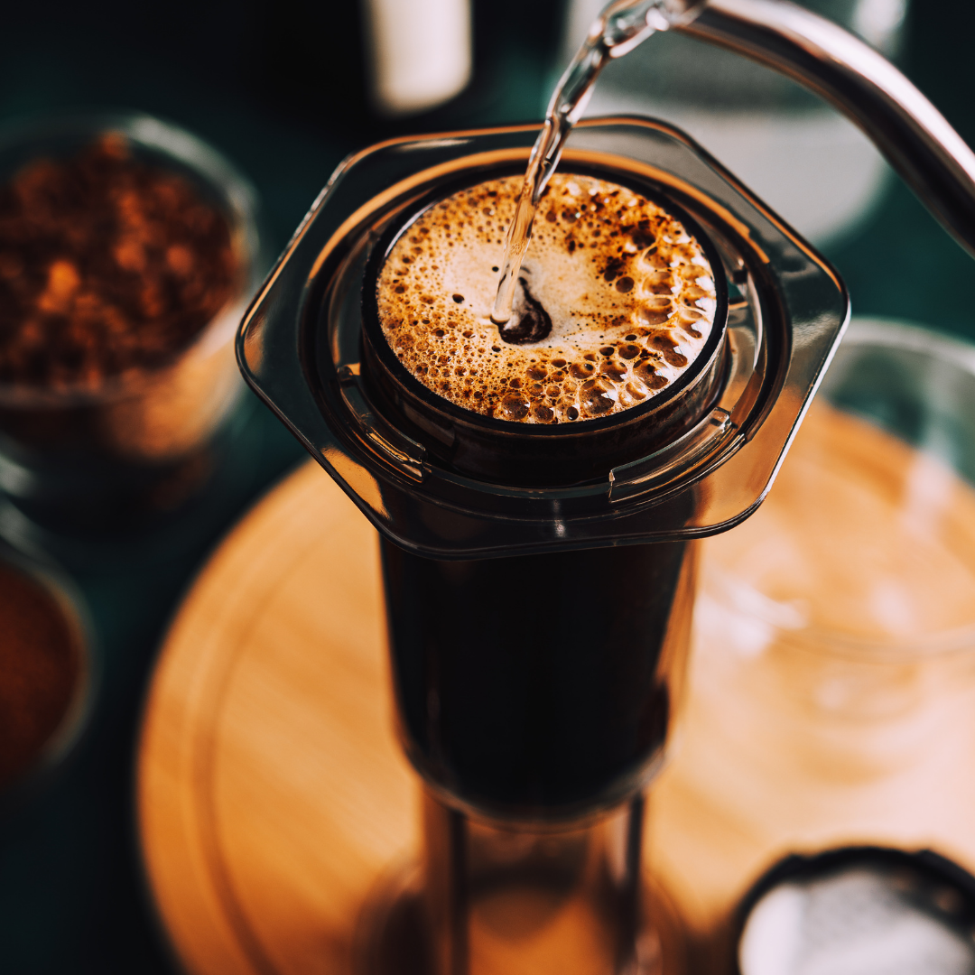 HOW TO BREW WITH AN AEROPRESS